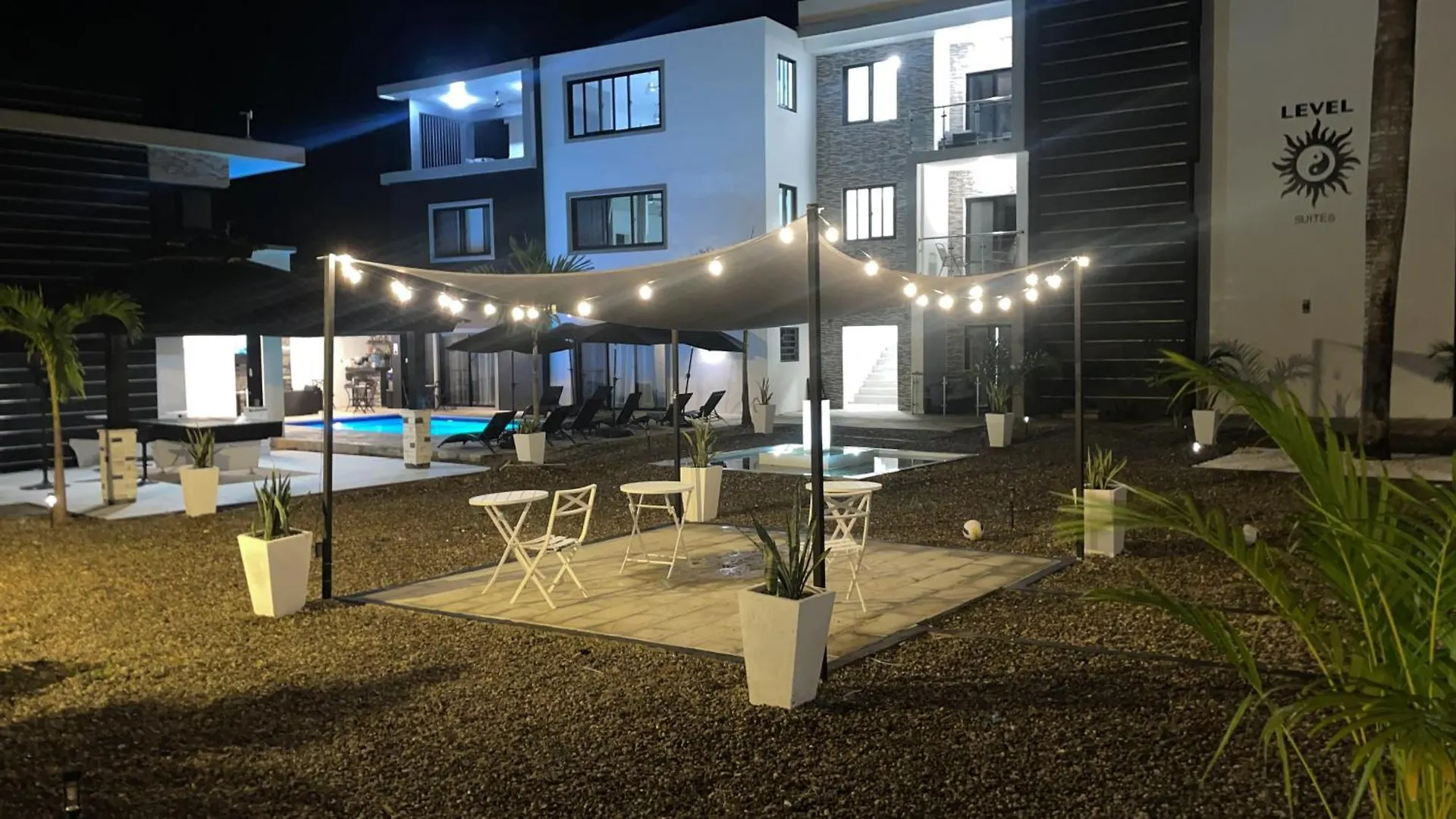 Level Suites #2 Platinum Sosúa